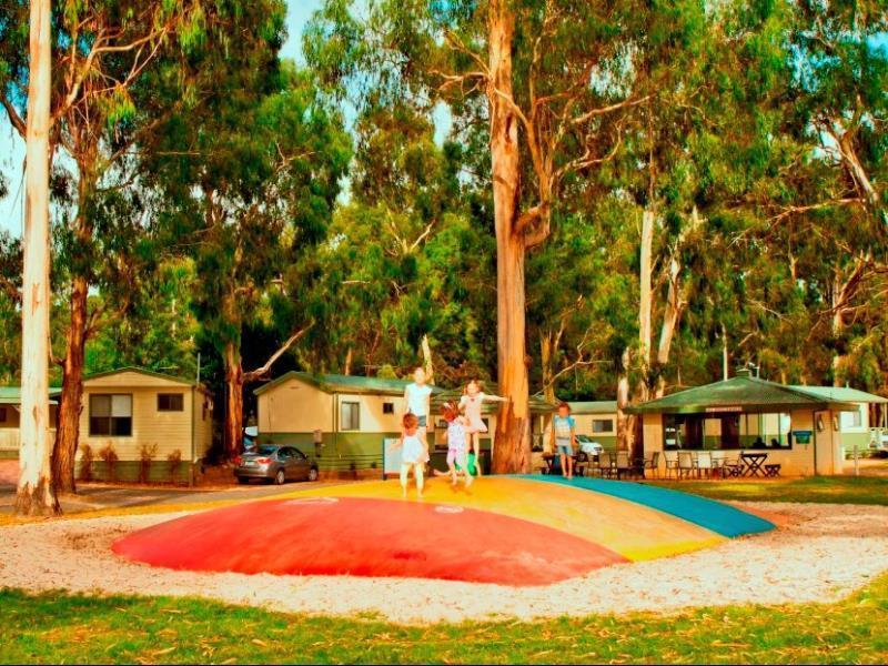 ホテル Crystal Brook Tourist Park ビクトリア州 エクステリア 写真